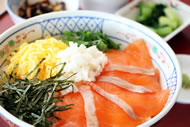 Shinshu salmon sushi bow